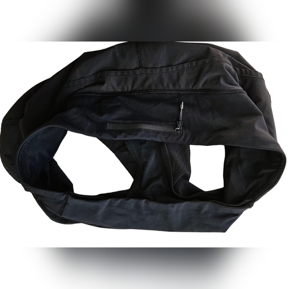 Lululemon Run Times Short 4-way Stretch, size 10 Tall, 4", Black - Picture 6 of 7